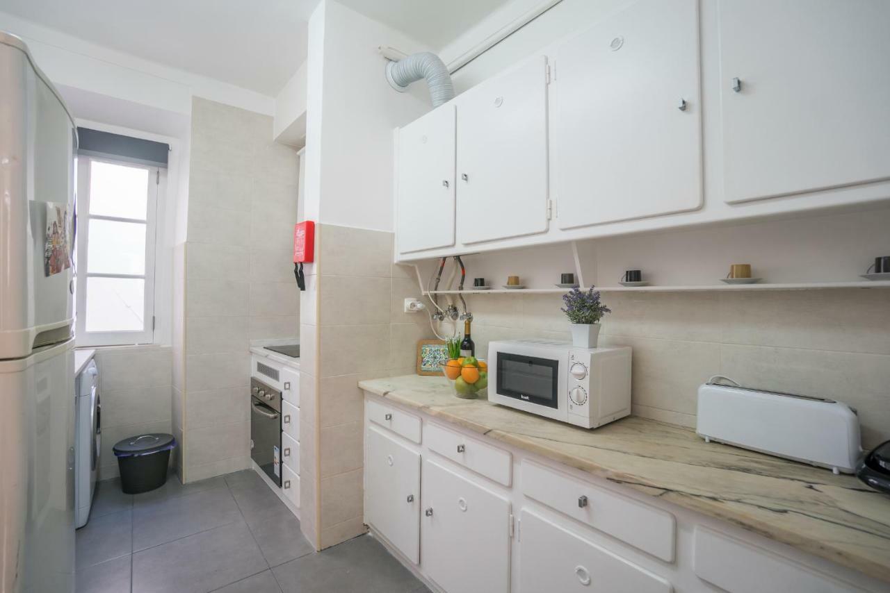 Mouraria 2 Bedroom Apartment Лиссабон Экстерьер фото